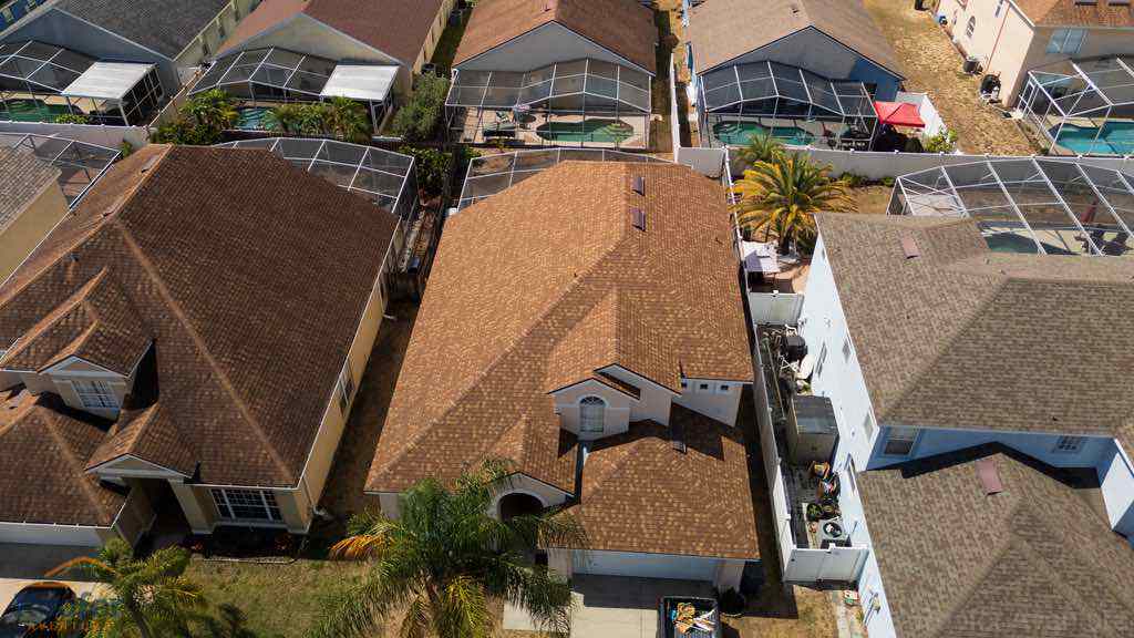 Pitched Roof Aventura Pitched Roof Aventura